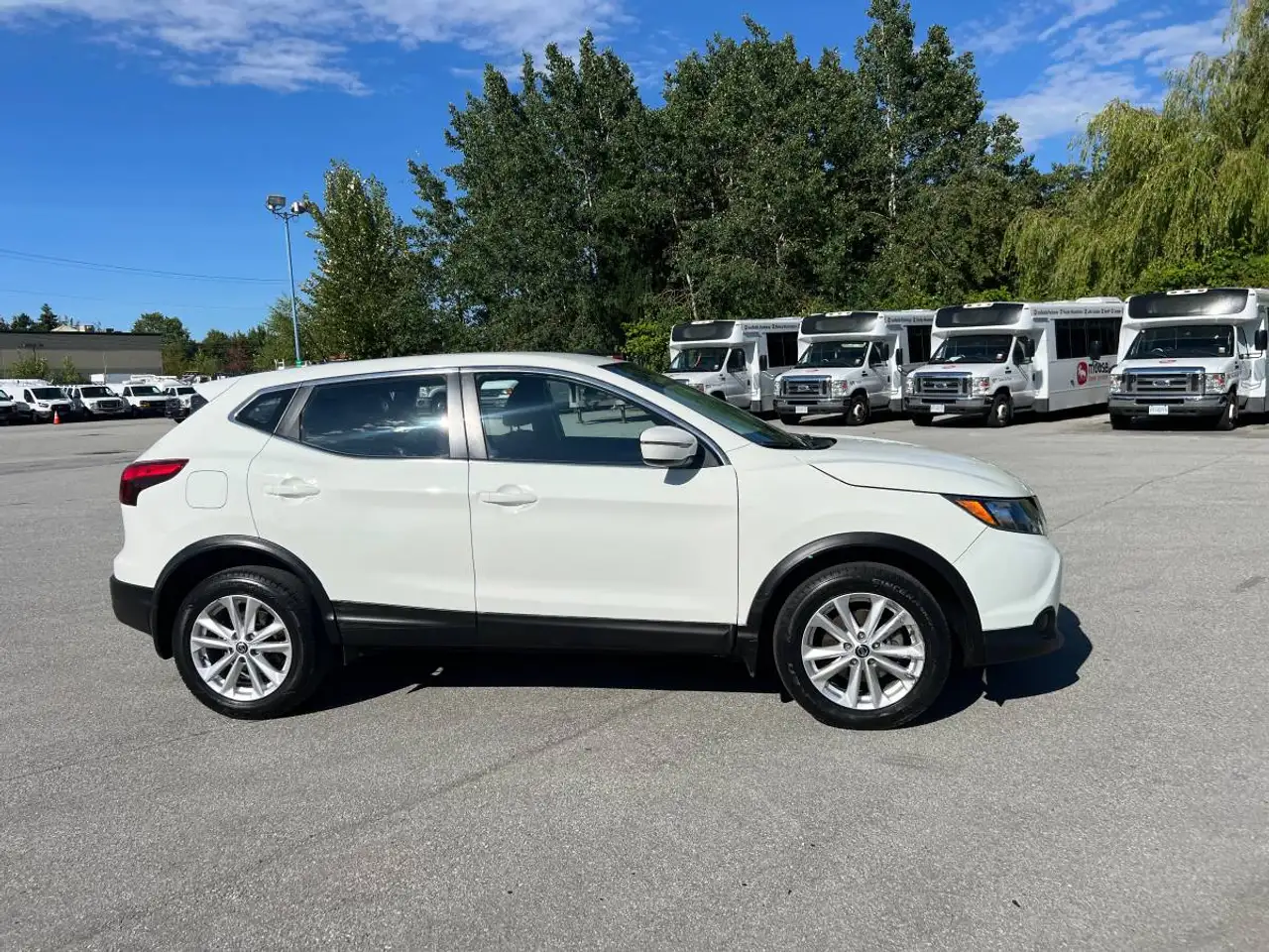 Nissan Qashqai снимка Nissan Qashqai