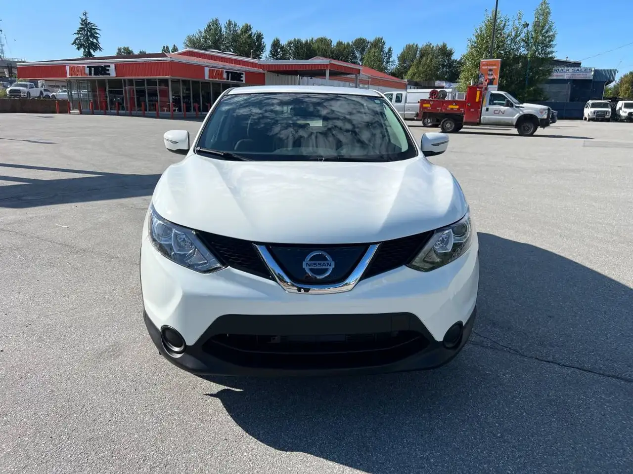 Nissan Qashqai снимка Nissan Qashqai