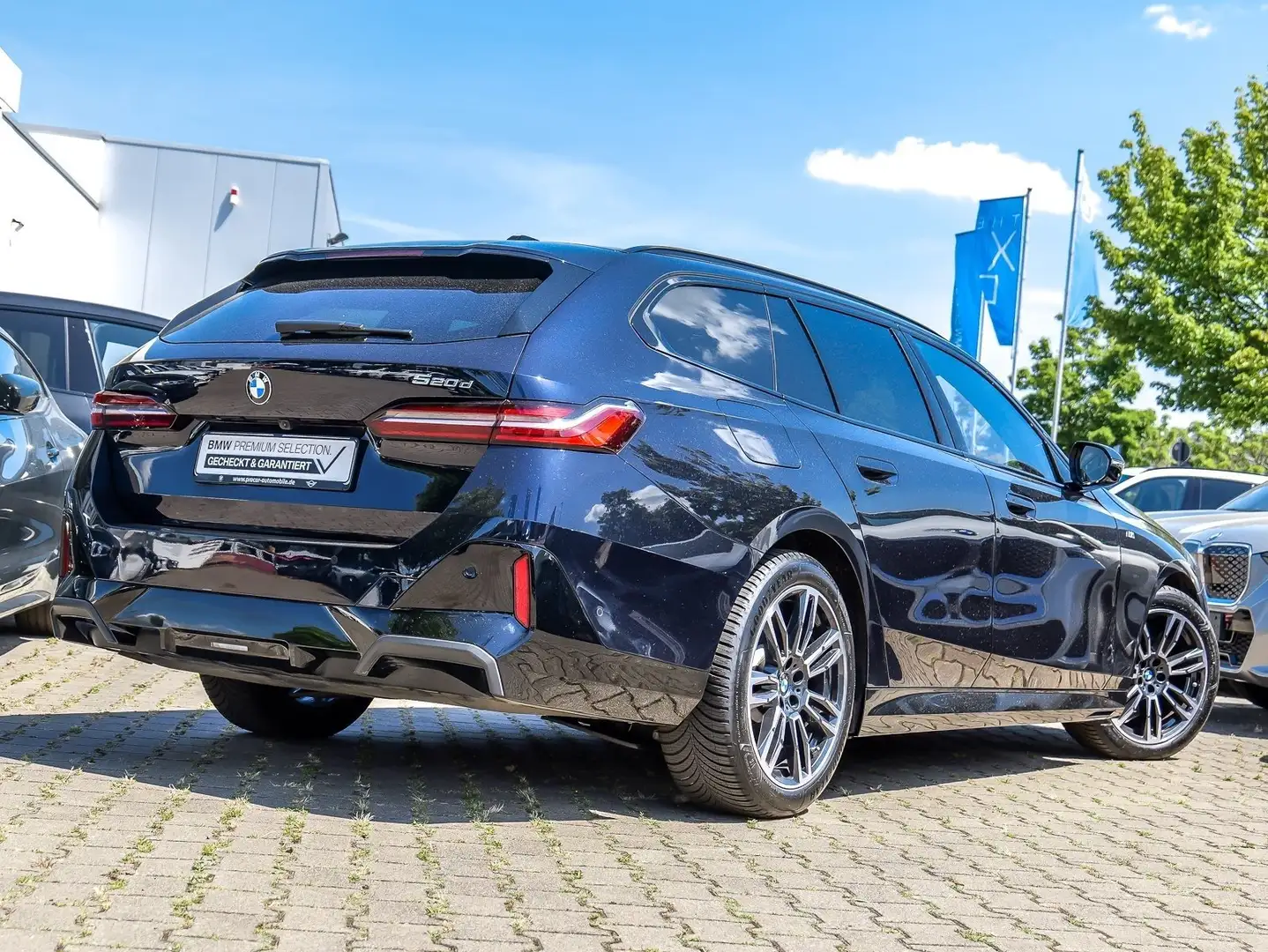 BMW 520 d MSport Adap.LED AHK H/K DA+ PA Prof. Memory Nero - 2