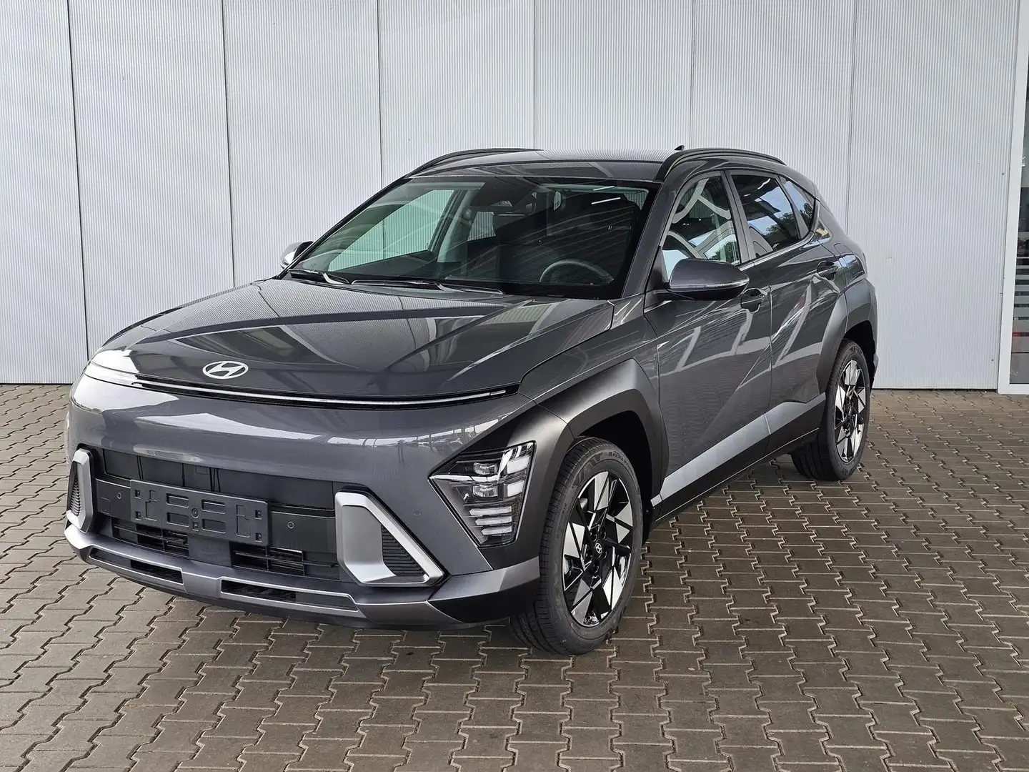 Hyundai KONA Go Plus Aut LED Shzg Lkrhzg Nav Kamera Grau - 1
