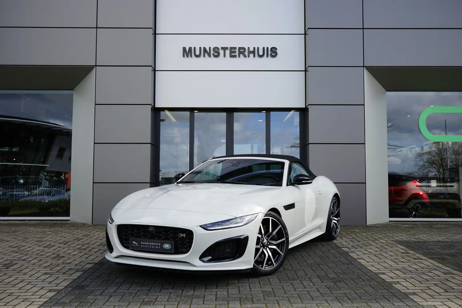 Jaguar F-Type Convertible P575 AWD R ZP Edition | Limited Editio Grijs - 1