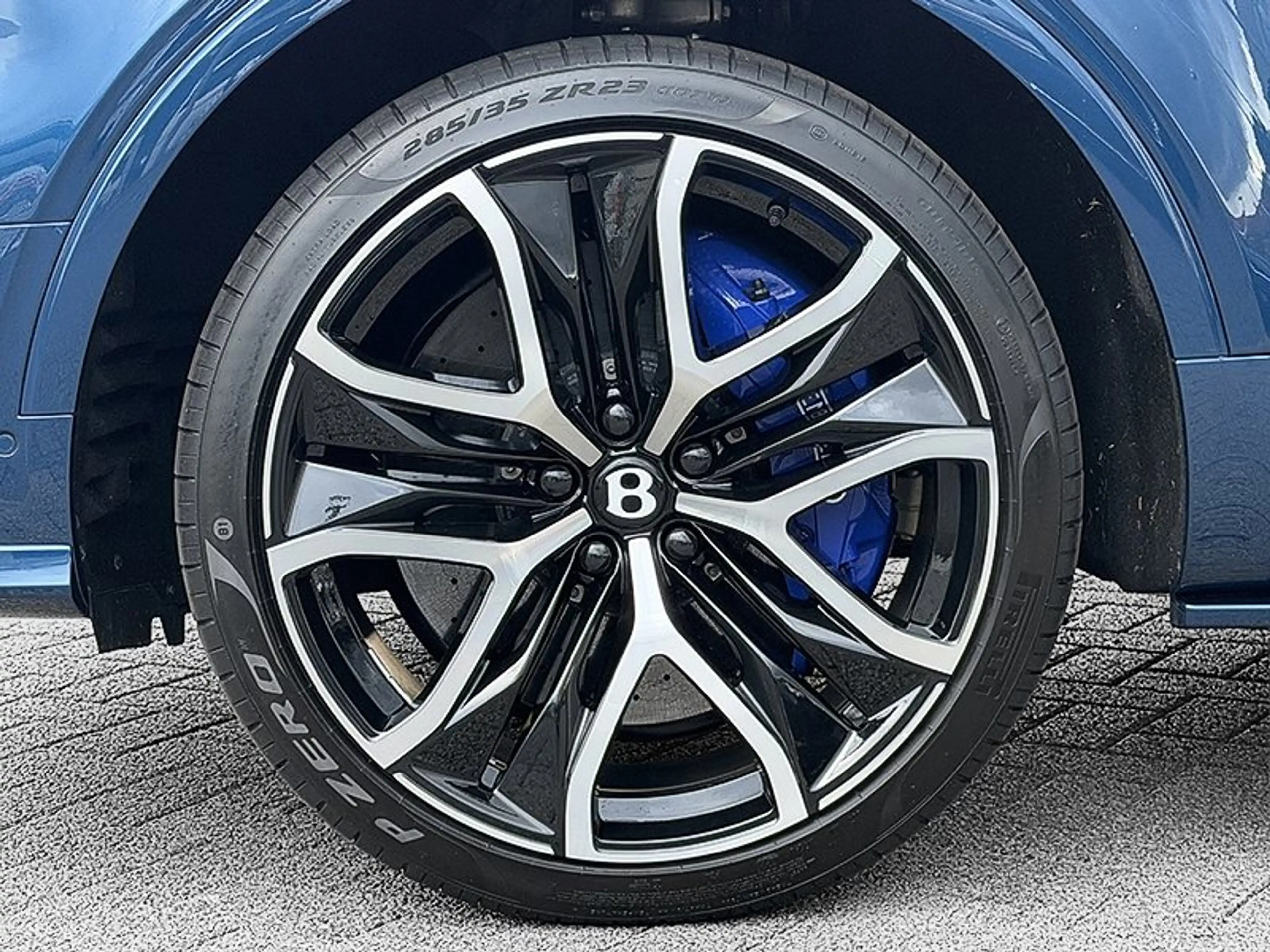 Bentley Bentayga V8 Speed *CC-Brakes*NAIM* — photo 5