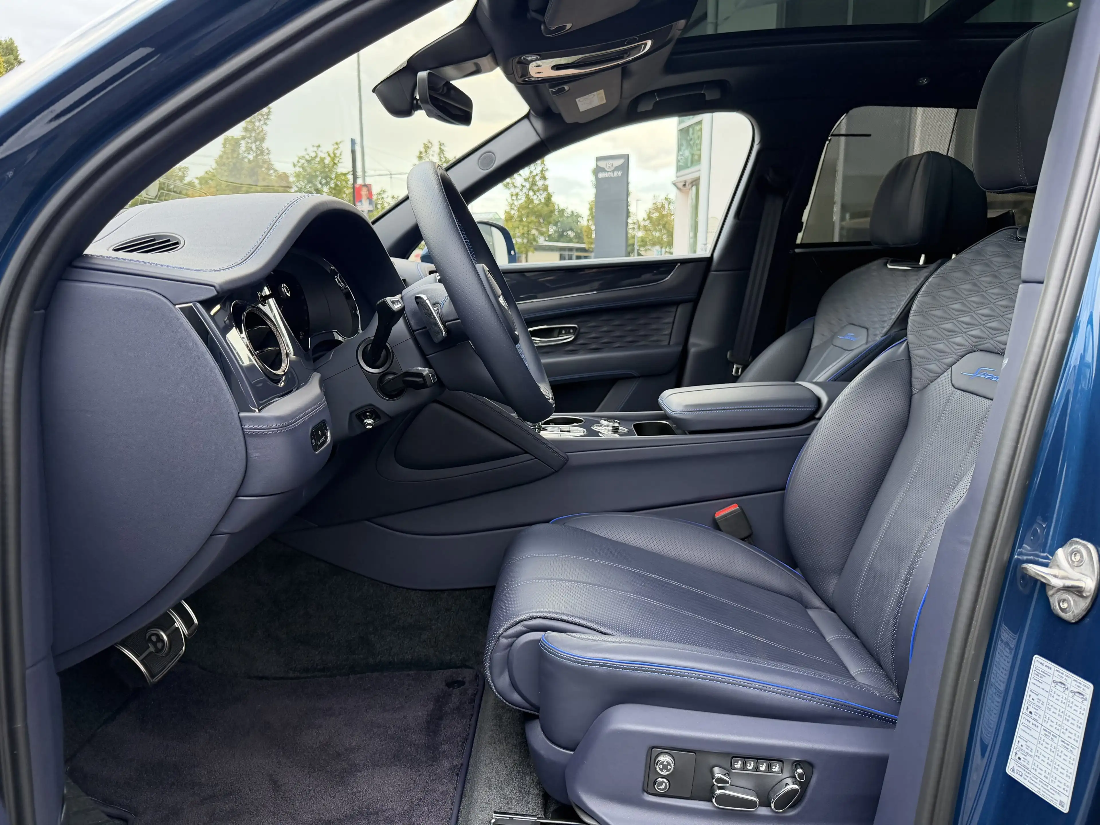 Bentley Bentayga V8 Speed *CC-Brakes*NAIM* — photo 14