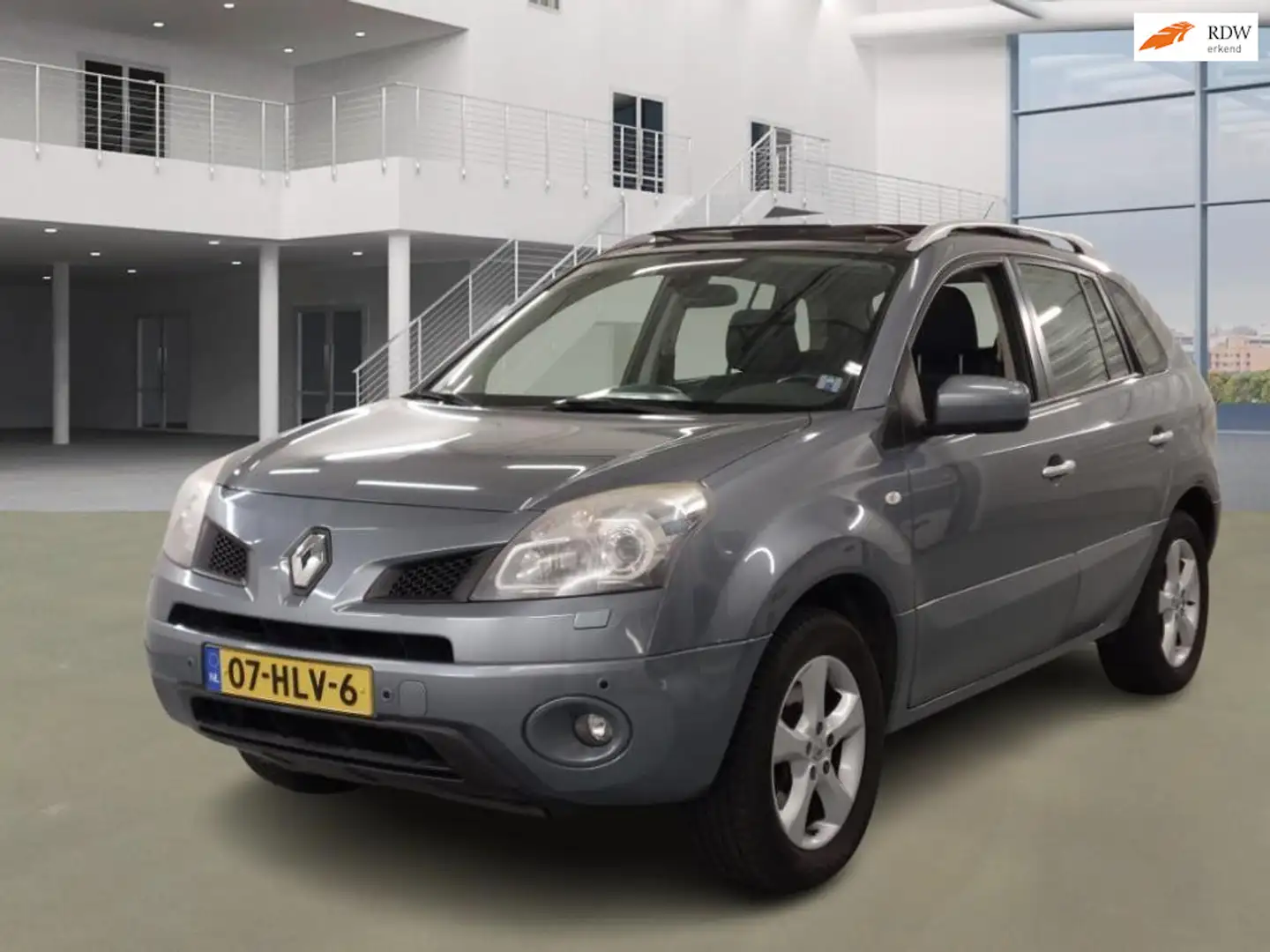 Renault Koleos 2.5 Dynamique Luxe PANO PSENSOR CRUISE TREKHAAK 2 Gris - 1