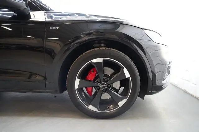 Audi SQ5 view 9