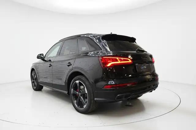Audi SQ5 view 7