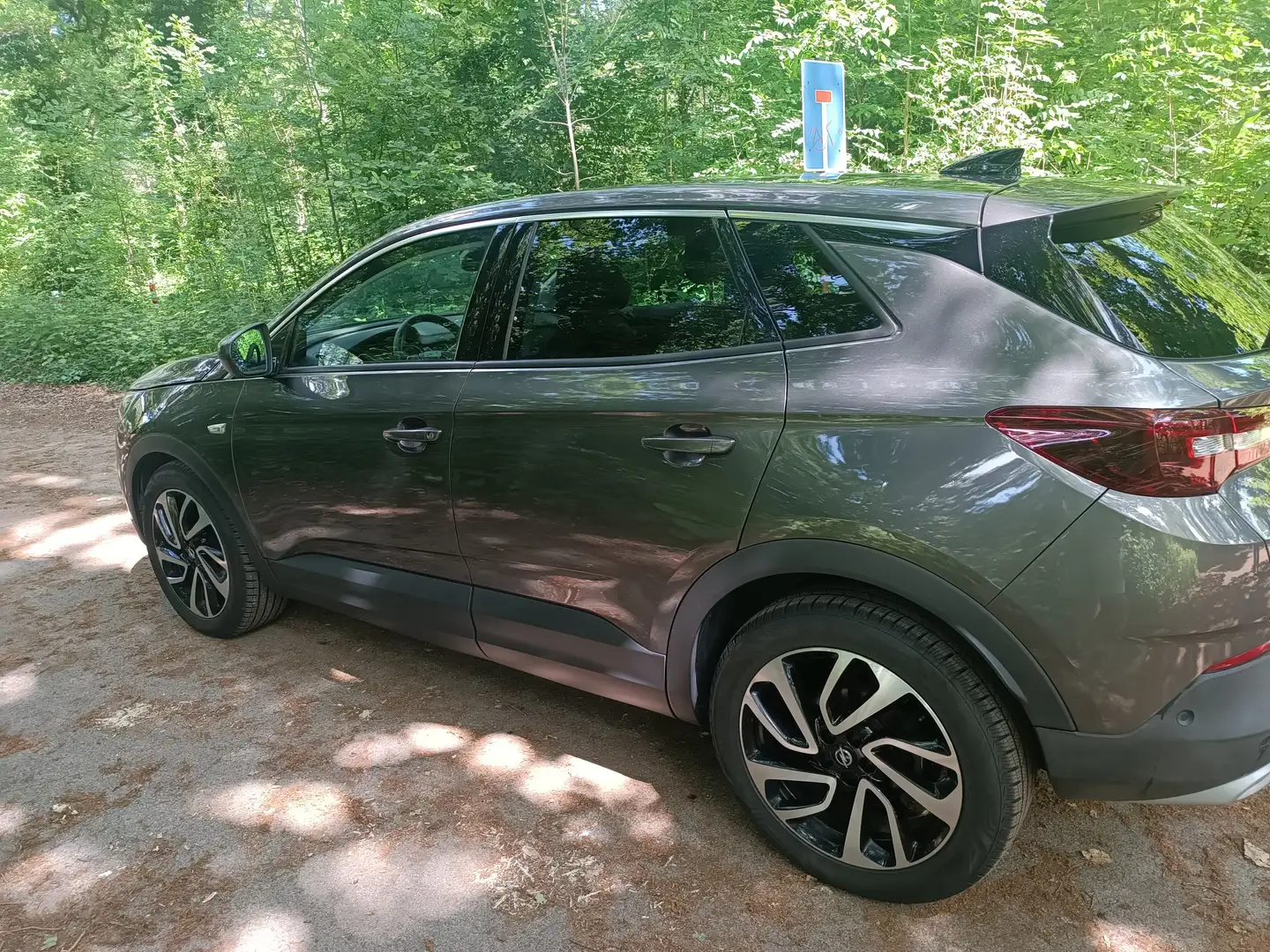 Opel Grandland X 1.2 Start/Stop INNOVATION Grau - 2