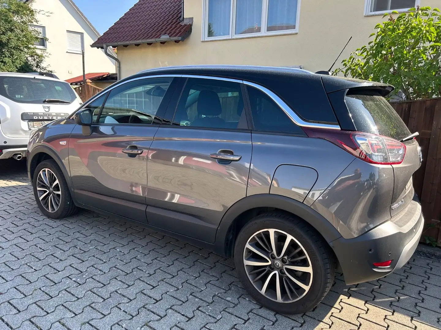 Opel Crossland X 1.2 DI Turbo Automatik Grijs - 2