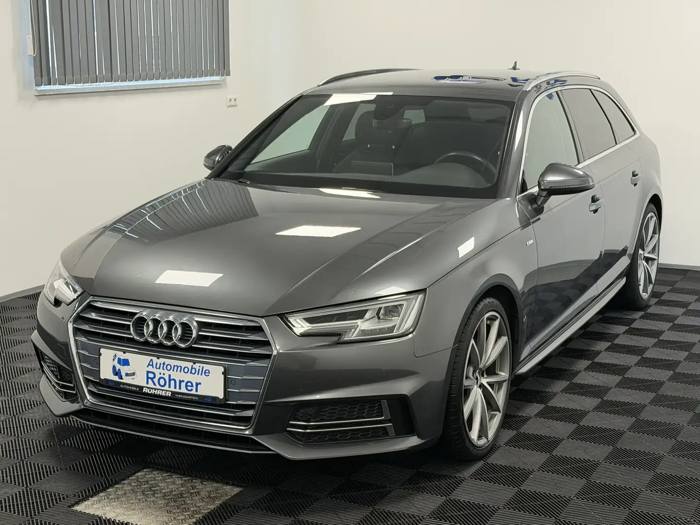 Audi A4 Avant 1.4 TSI S-tronic S-line Daytonagrau Grau - 2