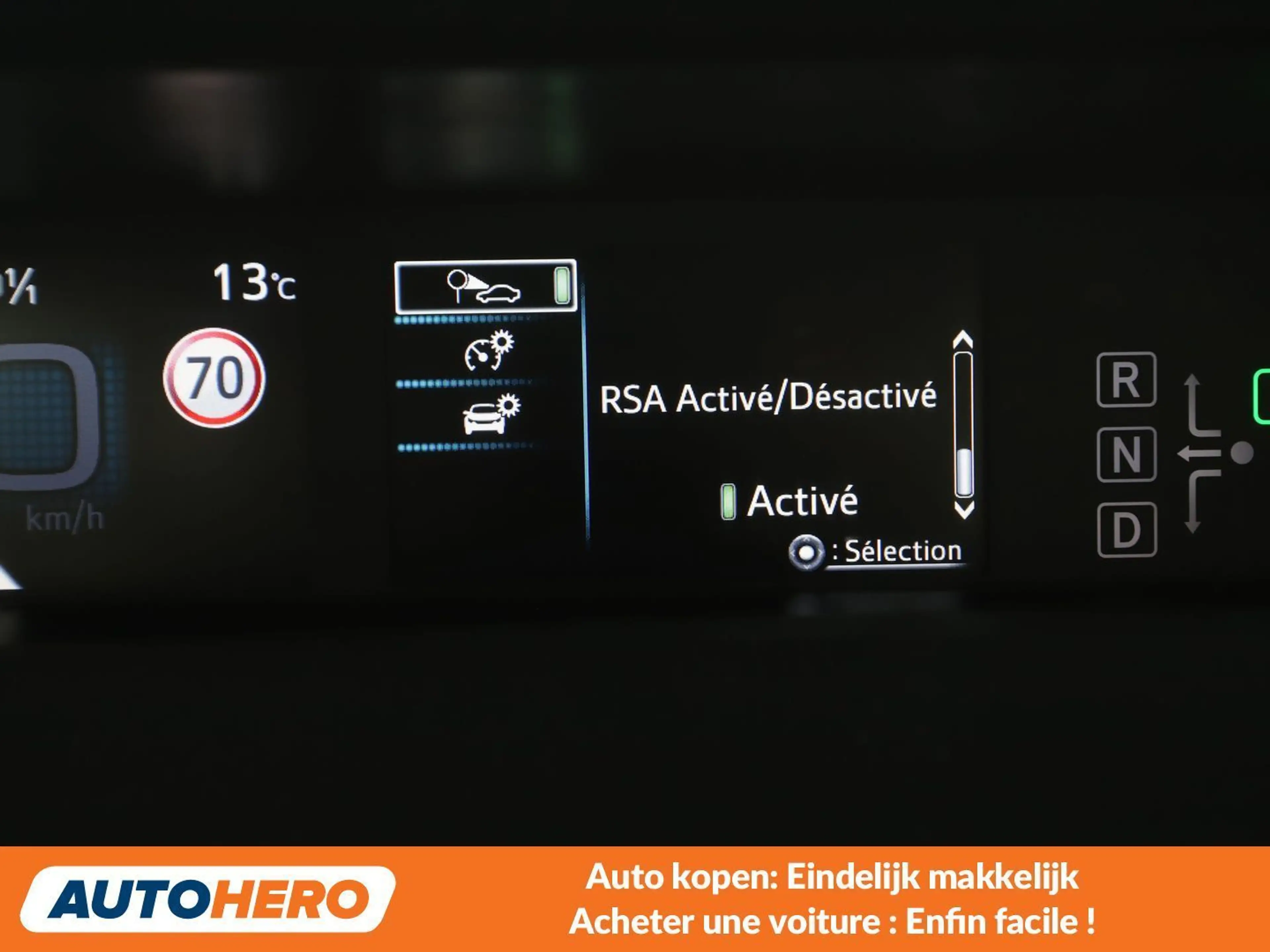 Toyota Prius 1.8 Hybrid Dynamic — photo 13