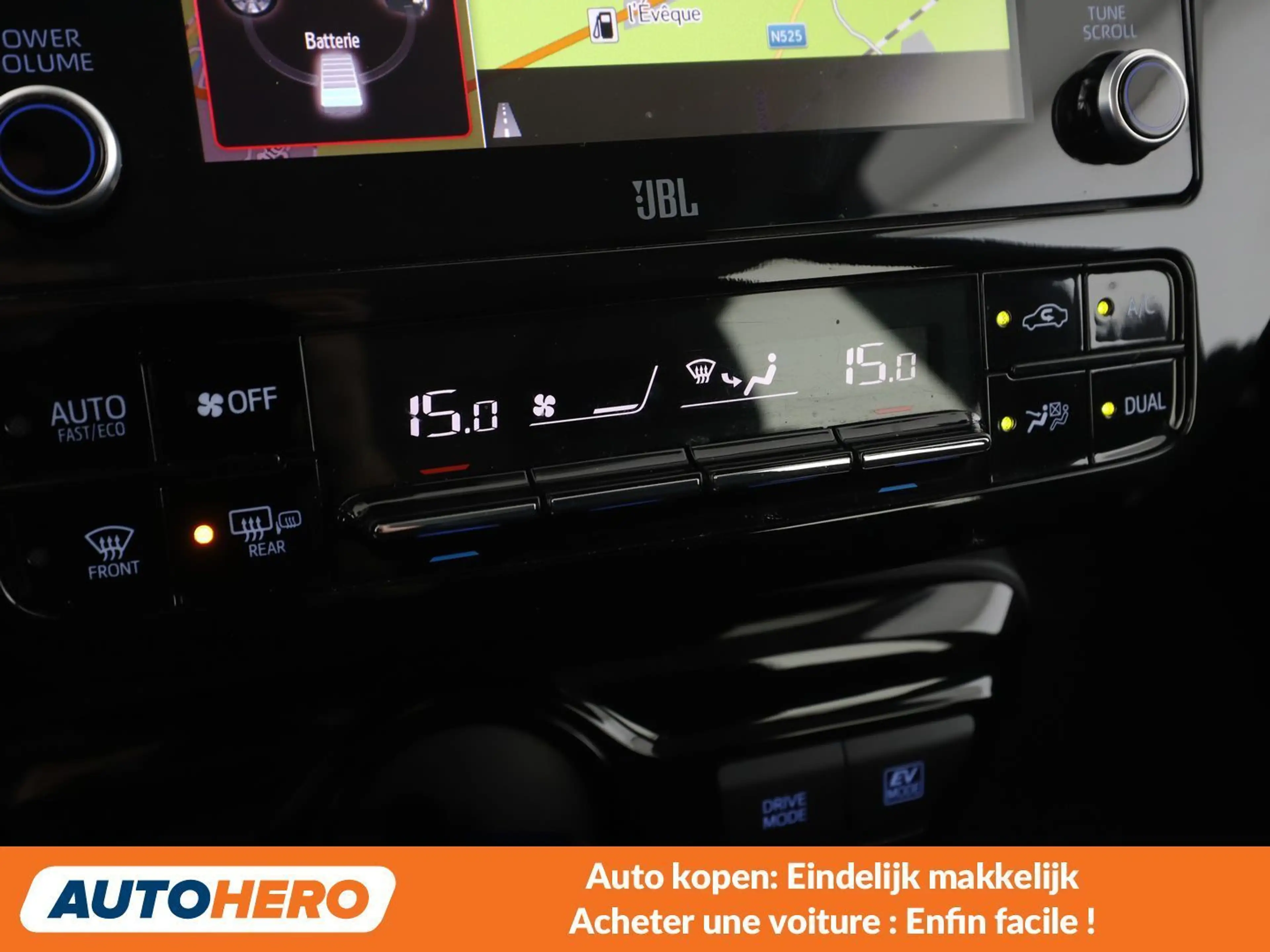 Toyota Prius 1.8 Hybrid Dynamic — photo 14