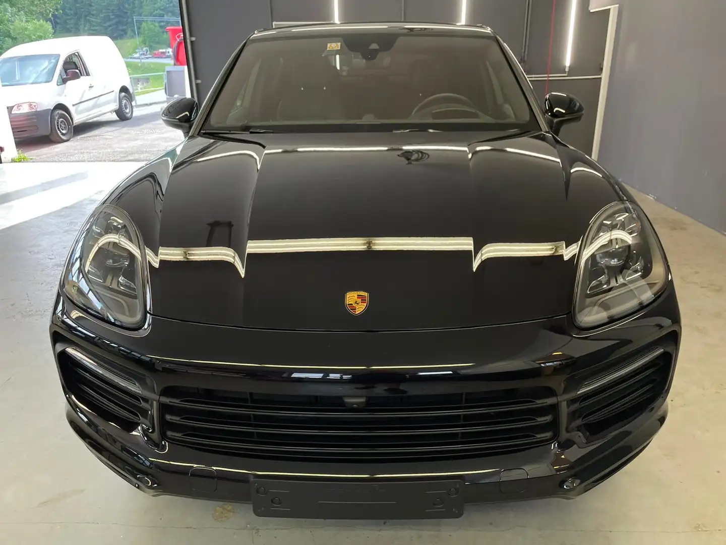 Porsche Cayenne III E-Hybrid PHEV 17,9 kWh Aut. - 1