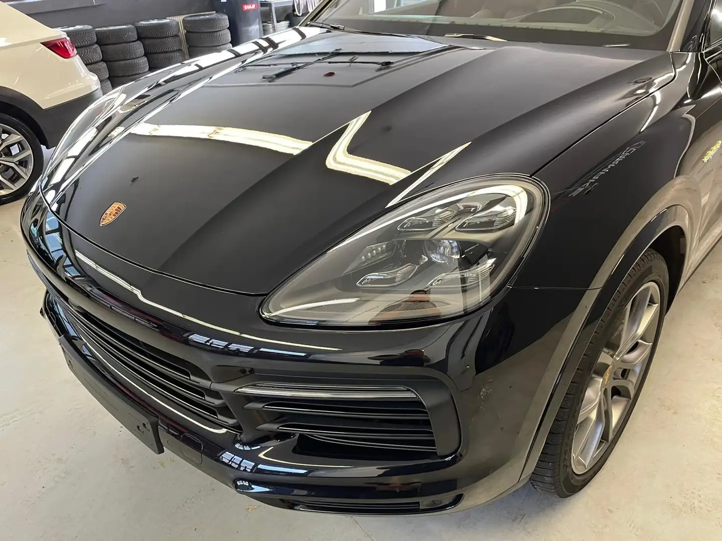 Porsche Cayenne III E-Hybrid PHEV 17,9 kWh Aut. - 2