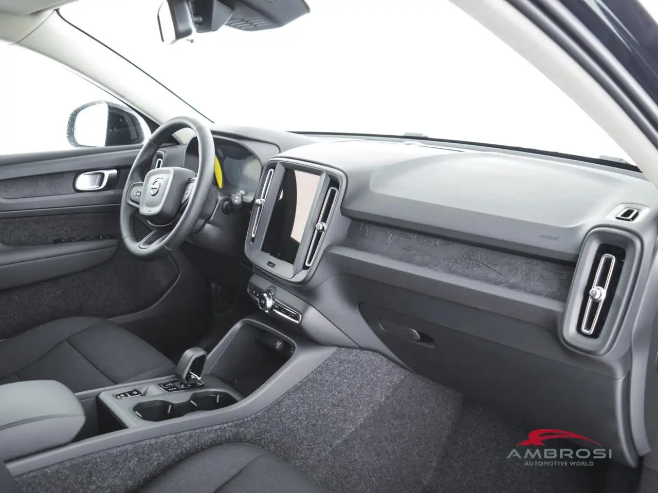 Volvo XC40 2026 — фото 12