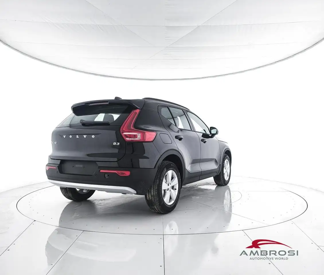 Volvo XC40 2026