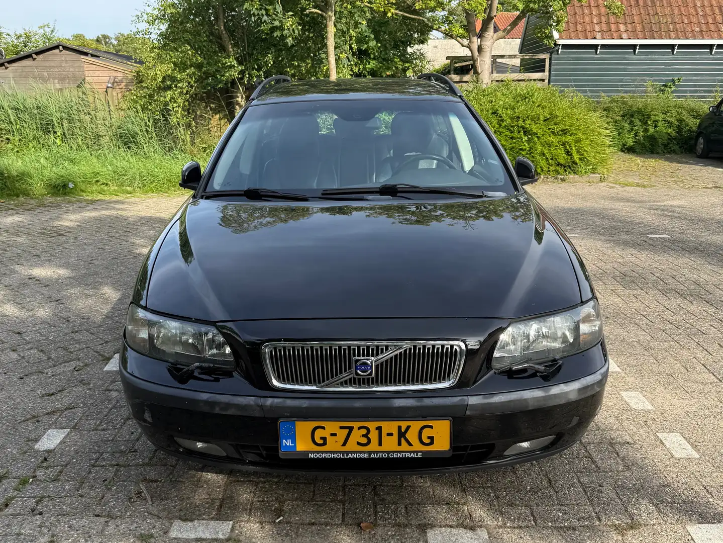 Volvo V70 V70 2.5 T Zwart - 1