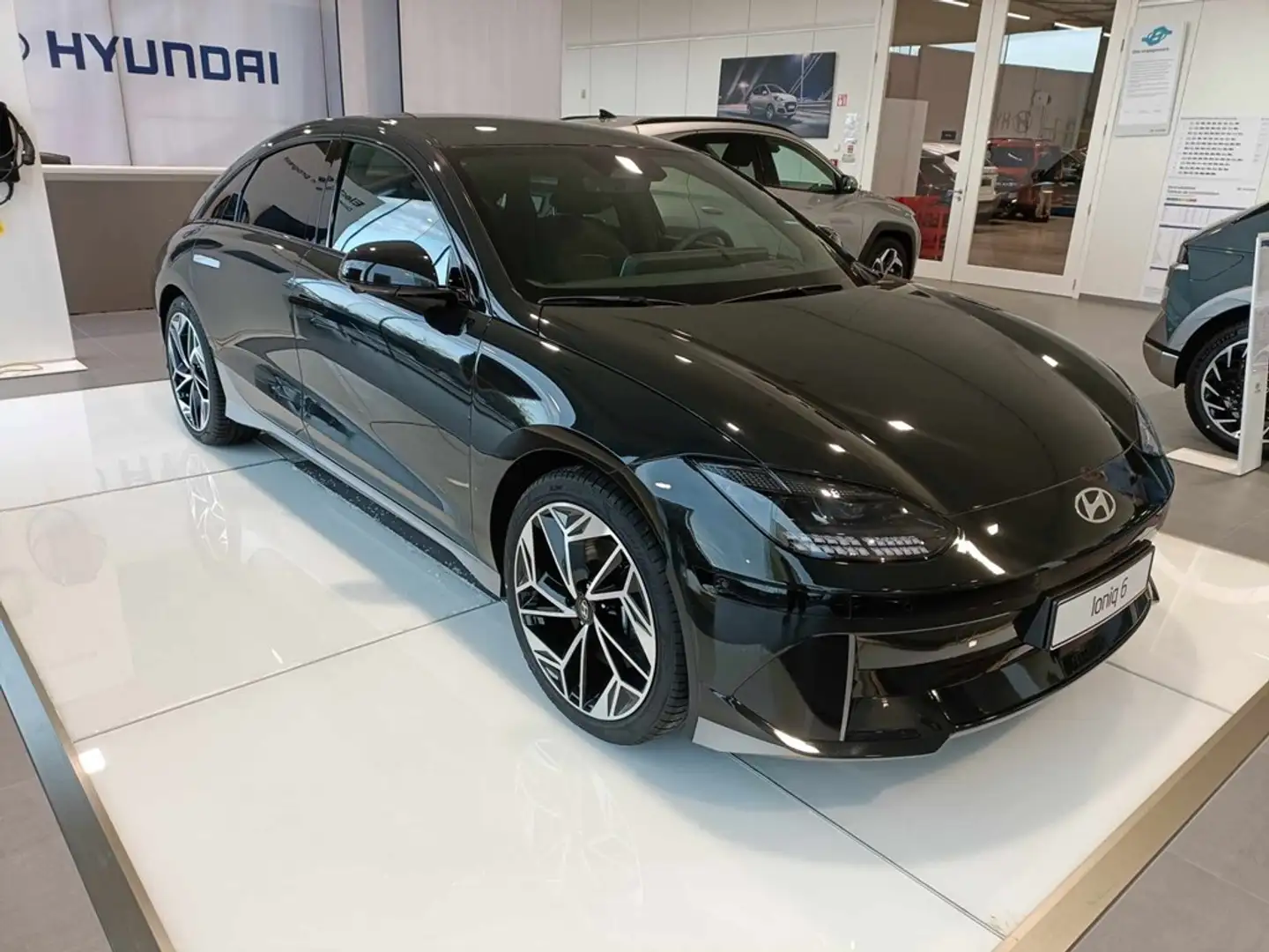 Hyundai IONIQ 6 CE IONIQ 6 RWD - Balance 77kWh 225 Groen - 2