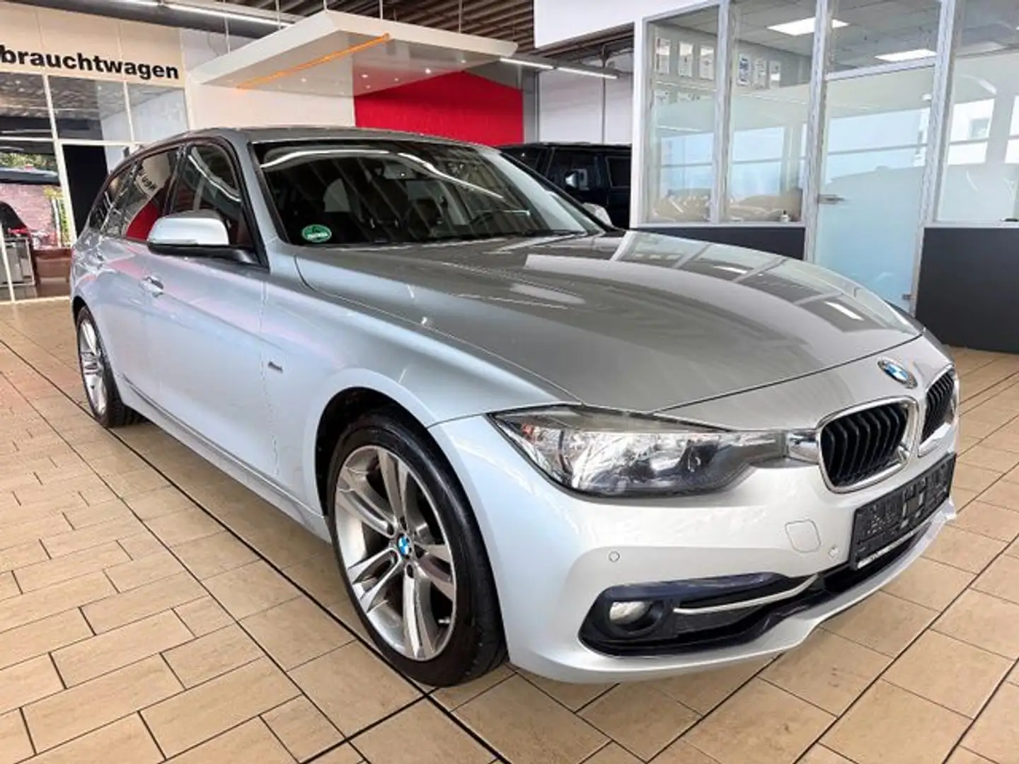 BMW 318 318d SPORT LINE *AUTOM+NAVI+KLIMAAUT+18'ALU* Silber - 1