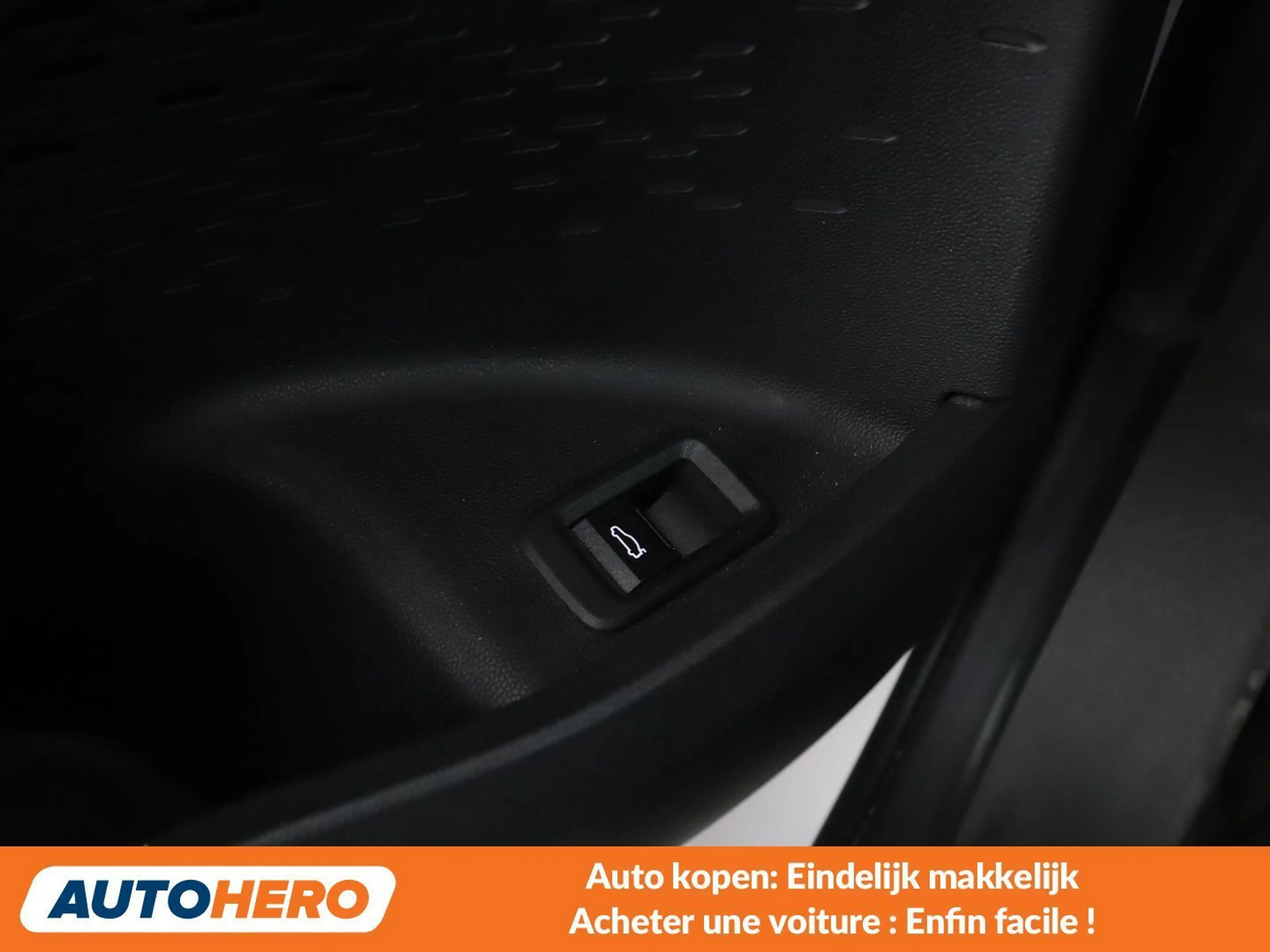 MINI Countryman C Cooper C Mild-Hybrid John Cooper Works Trim — photo 15
