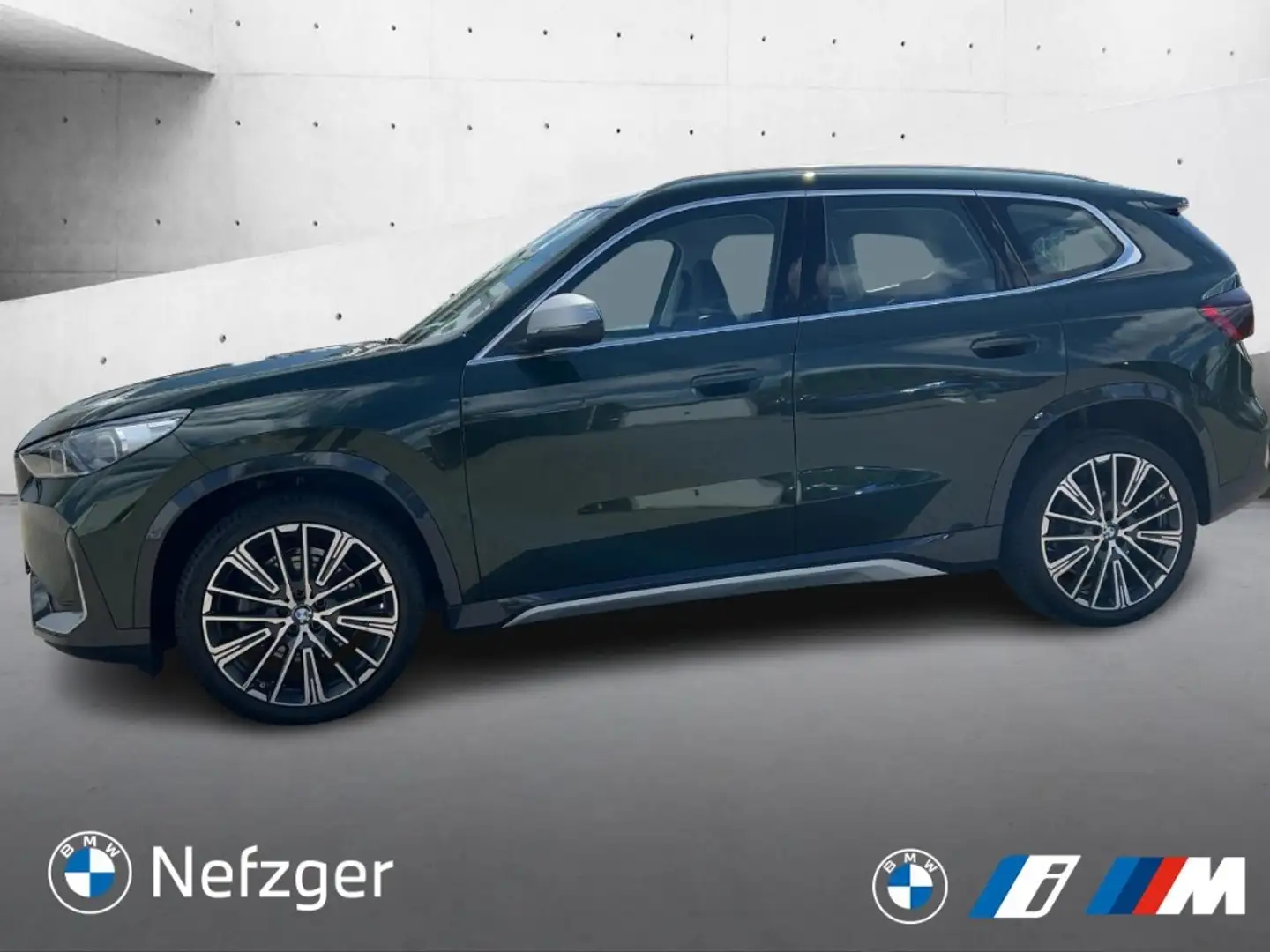 BMW X1 sDrive20i X-Line Harman/Kardon AHK LED HUD Grün - 2