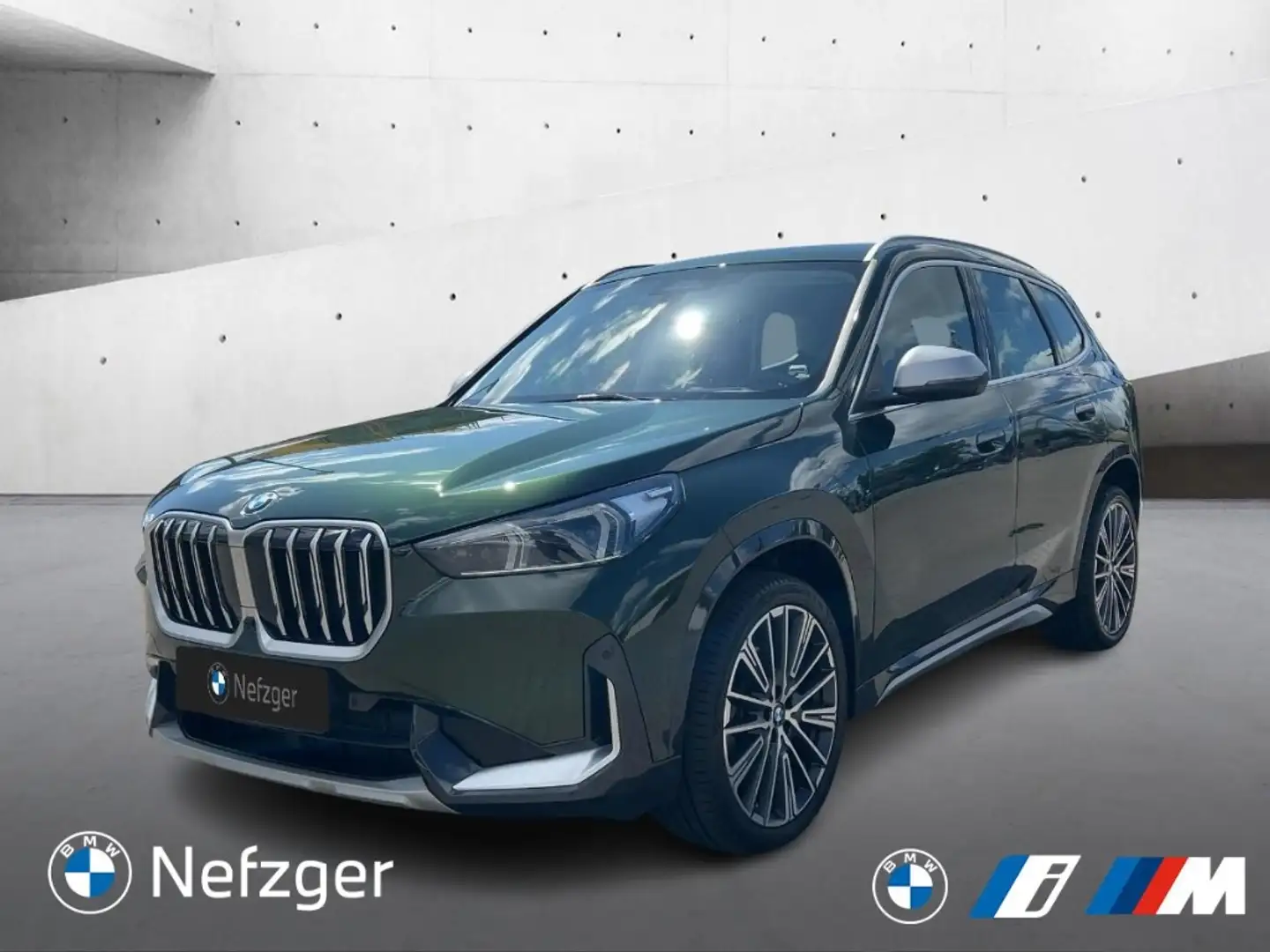 BMW X1 sDrive20i X-Line Harman/Kardon AHK LED HUD Grün - 1