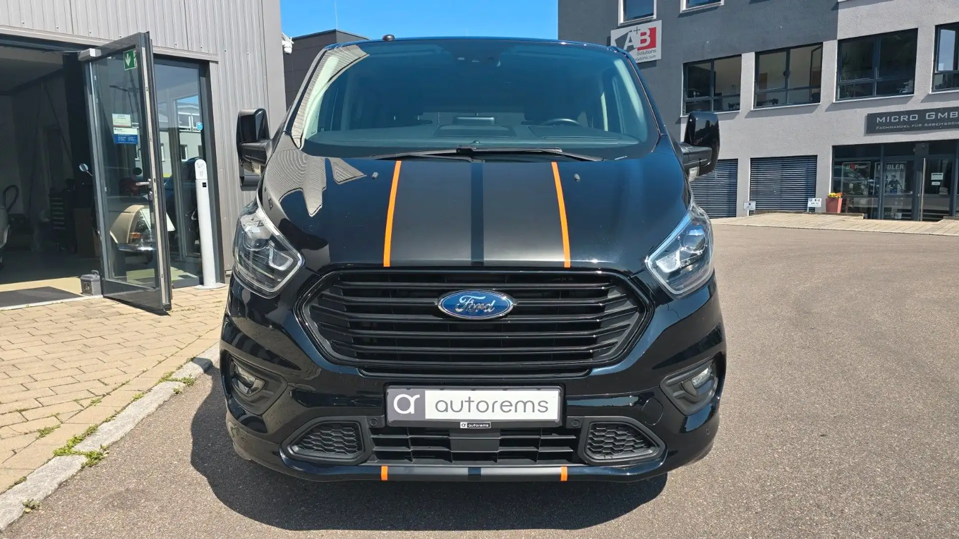 Ford Tourneo Custom 310 L1 Tourneo Sport Schwarz - 2