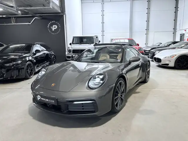 Porsche 911 992 CARRERA 4 /TOIT OUVRANT/ PASM/ CARPLAY