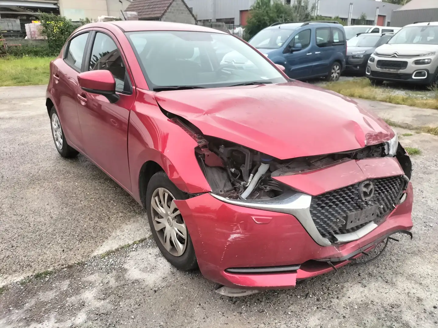 Mazda 2 1.5i Skyactiv-G Skydrive Rouge - 2