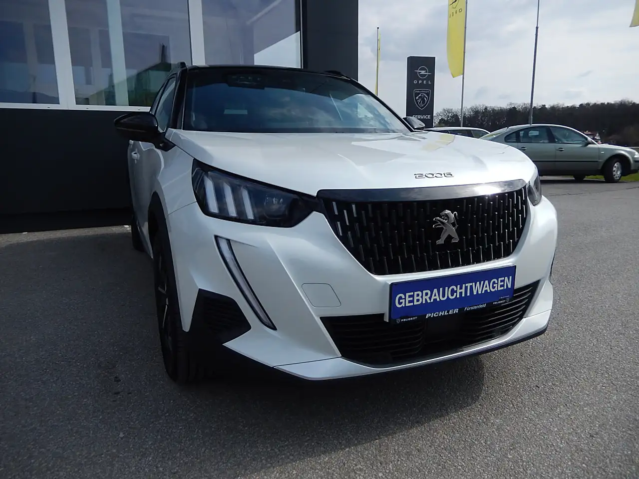 Peugeot 2008 1,5 BlueHDi 130 S&S GT EAT8 3