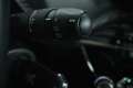 Peugeot 208 1.2 PureTech Blue Lease (NAVIGATIE, CRUISE, PARKEE Schwarz - thumbnail 11
