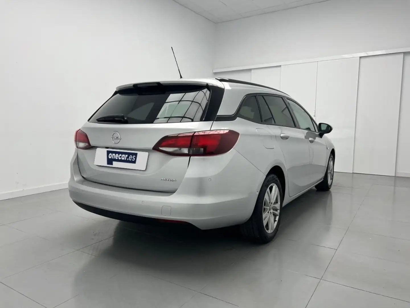 Opel Astra 1.2T SHL GS LINE SW 110CV 5P - 2