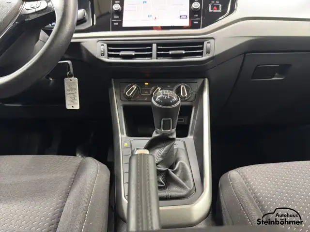 Volkswagen Polo view 20