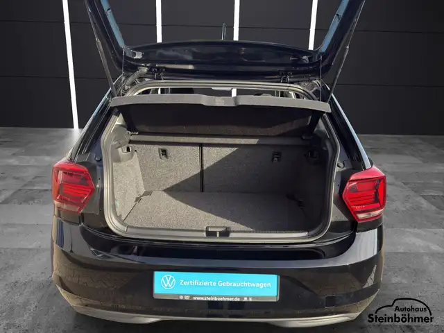 Volkswagen Polo view 6