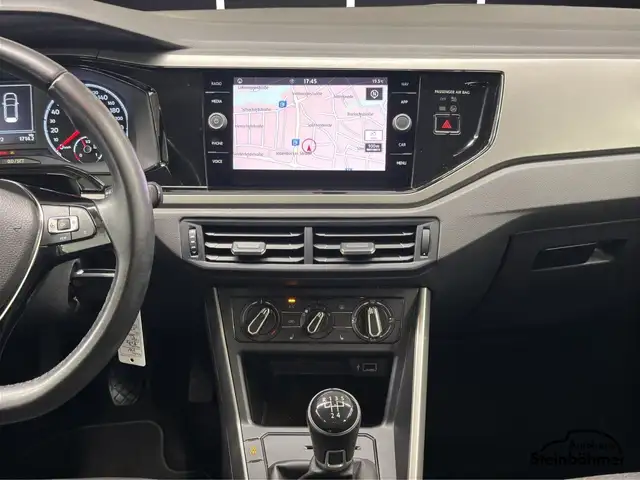 Volkswagen Polo view 21