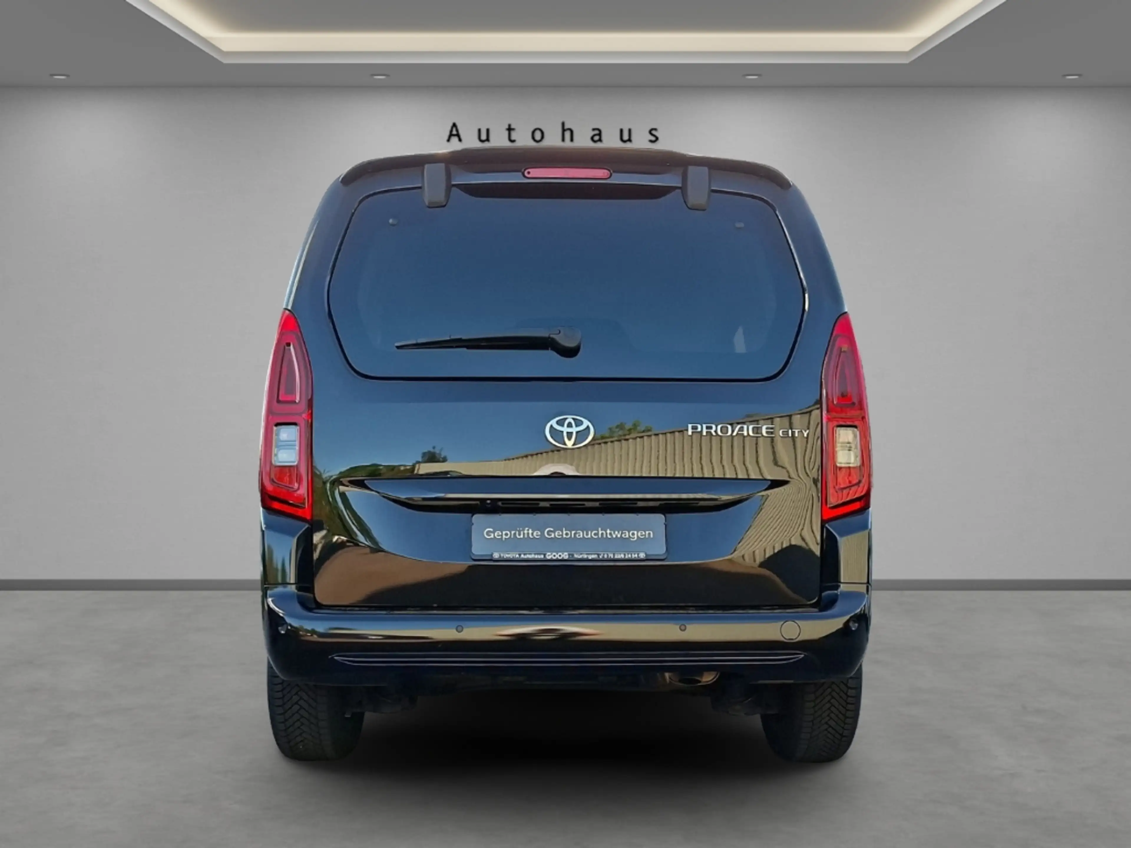 Toyota Proace City Verso L1 Team Deutschland Navi LED Apple CarPlay A — photo 4