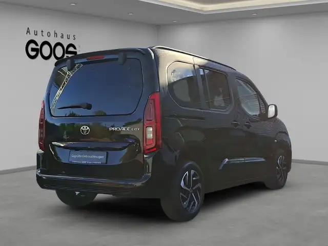 Toyota Proace City view 5