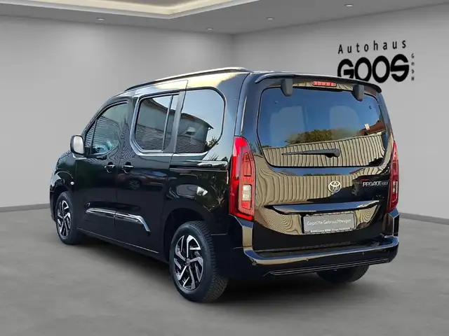 Toyota Proace City view 3
