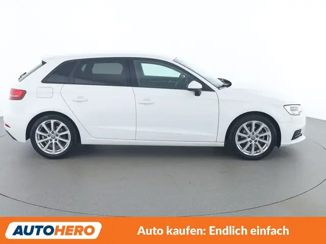 Audi A3 view 7