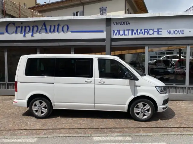 Volkswagen T6 Caravelle 2.0 TDI 4 Motion - Autocarro 5 Posti