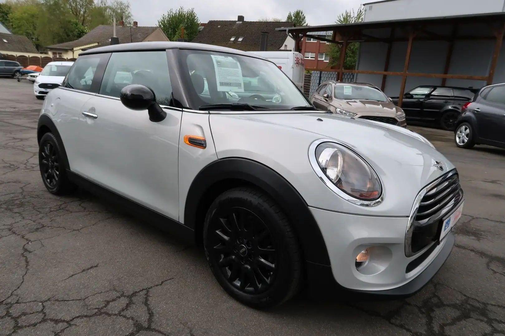 MINI Cooper Mini  Cooper Salt + Navi # Auto Schiller Zilver - 1