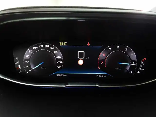 Peugeot 5008 view 11