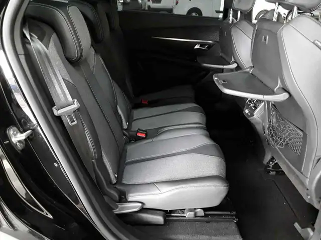 Peugeot 5008 view 14
