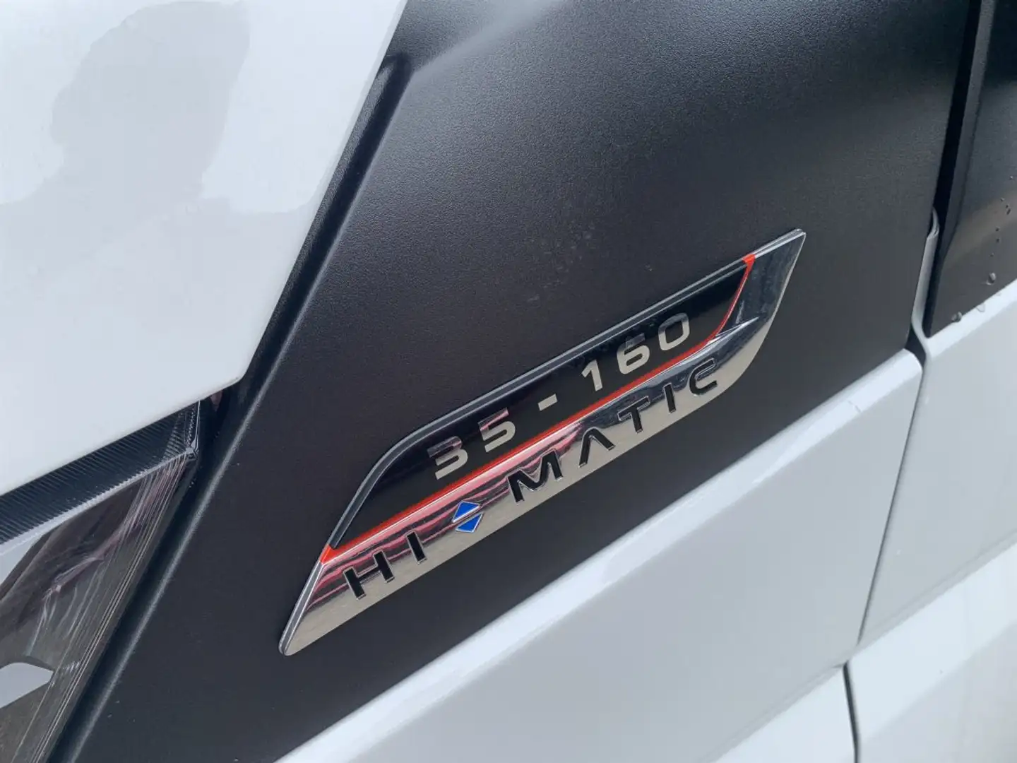 Iveco Daily 35S16A8 3,0l Hi-Matic Kofferaufbau mit LBW Weiß - 2