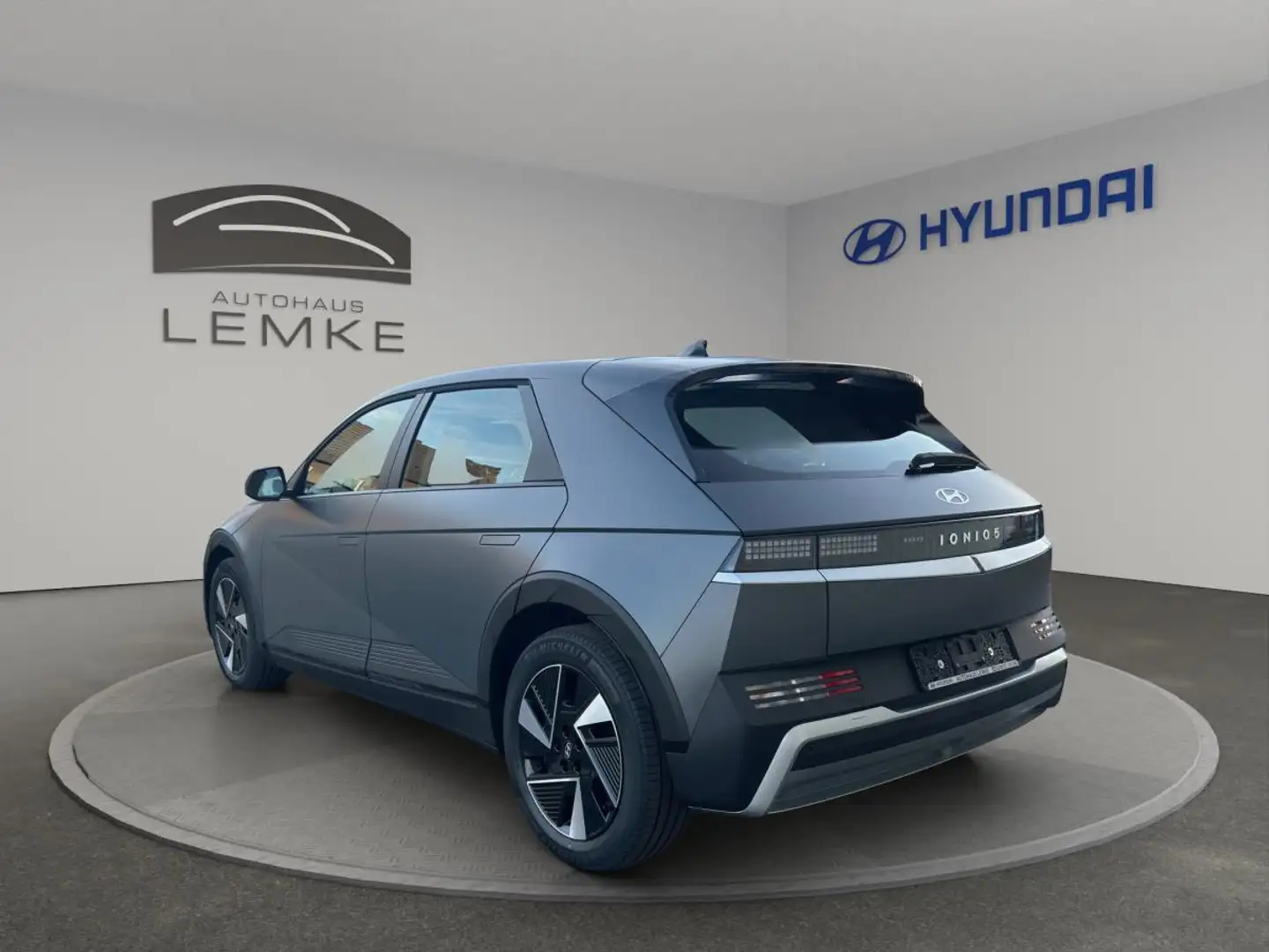 Hyundai IONIQ 5 DYNAMIQ⚡️84kWh⚡️168kW/229PS-AKTIONSLEASING 🚗 Grau - 2