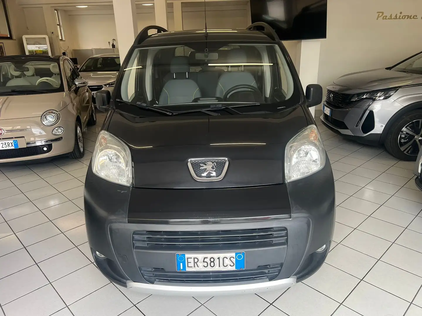 Peugeot Bipper Bipper Tepee 1.4 Outdoor 75cv E5 Negro - 2