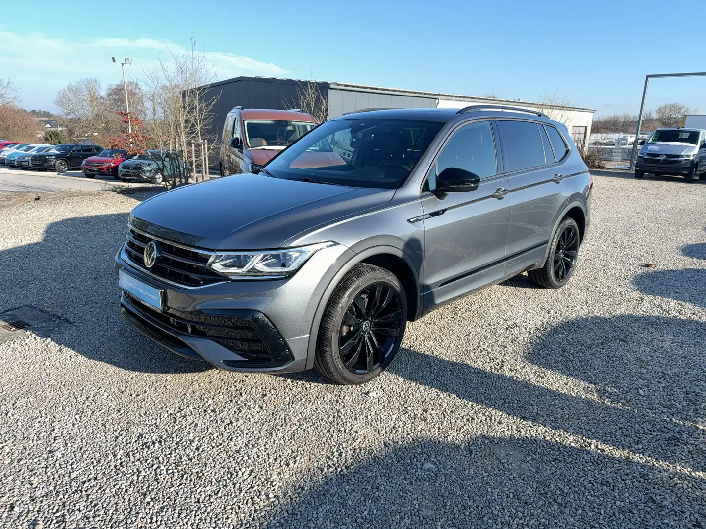 Volkswagen Tiguan Allspace R-Line TDi DSG 4M Black/Matrix Grau - 2