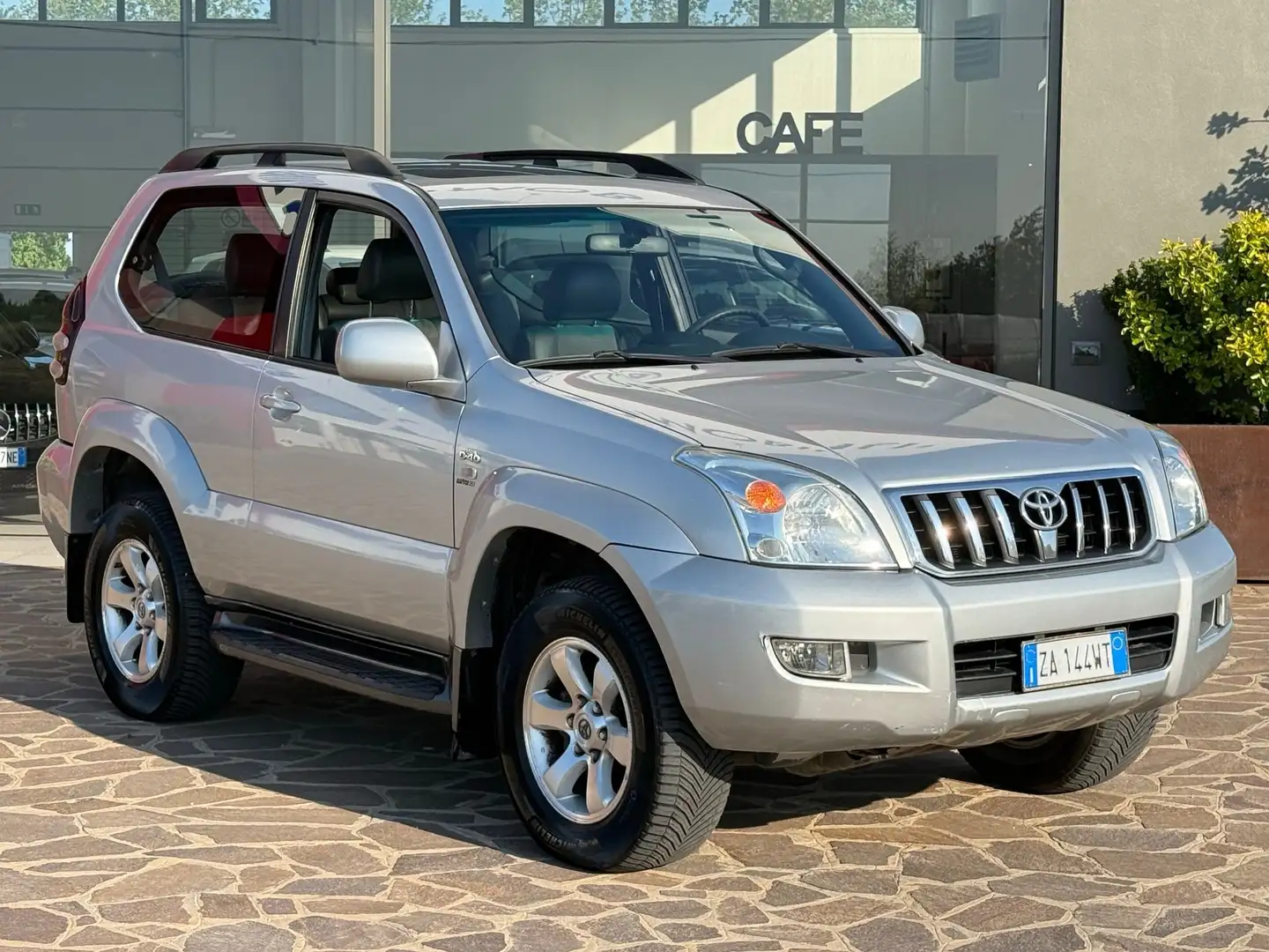 Toyota Land Cruiser kdj 125 3p 3.0 D-4D auto - UNICOPROP - GANCIO - Silver - 1