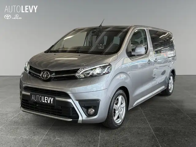 Toyota Proace view 2