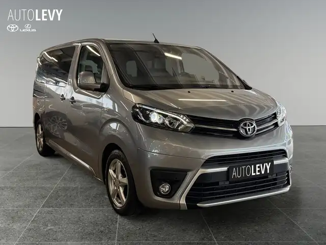 Toyota Proace view 8