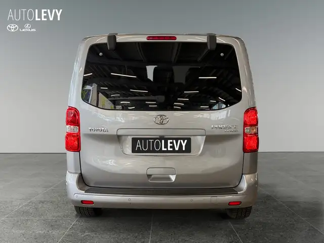 Toyota Proace view 5